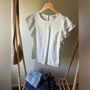 Short sleeve white top